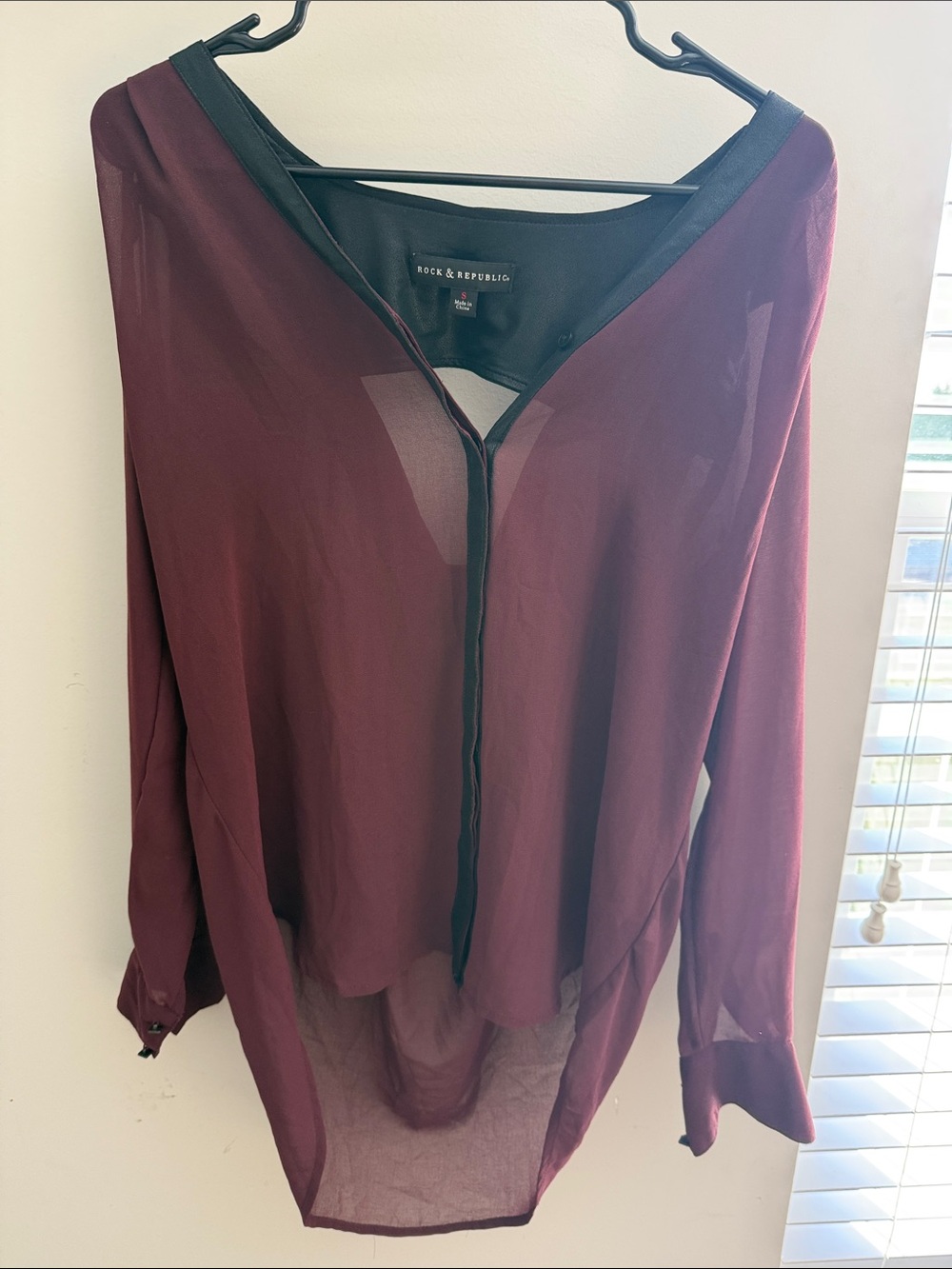 Rock & Republic Sheer Wine Burgundy Blouse Top Black Trim S small pleather party